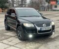 Черный Фольксваген Туарег, объемом двигателя 3 л и пробегом 240 тыс. км за 10500 $, фото 3 на Automoto.ua
