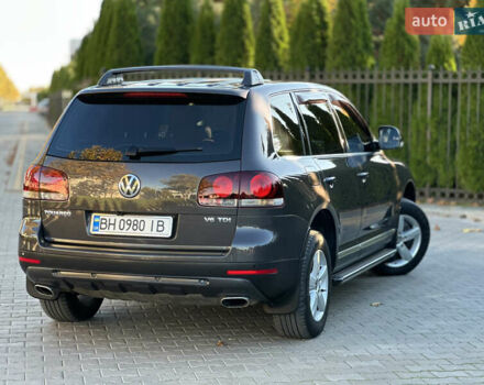Черный Фольксваген Туарег, объемом двигателя 2.97 л и пробегом 240 тыс. км за 12200 $, фото 19 на Automoto.ua