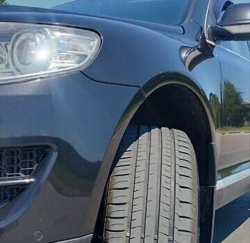 Черный Фольксваген Туарег, объемом двигателя 2.97 л и пробегом 344 тыс. км за 10950 $, фото 27 на Automoto.ua