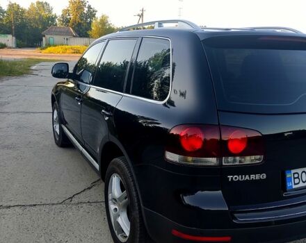 Чорний Фольксваген Туарег, об'ємом двигуна 3 л та пробігом 297 тис. км за 11777 $, фото 3 на Automoto.ua