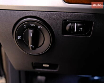 Черный Фольксваген Туарег, объемом двигателя 3.6 л и пробегом 182 тыс. км за 9900 $, фото 22 на Automoto.ua