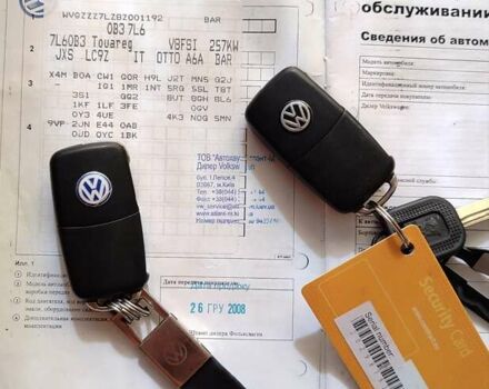 Черный Фольксваген Туарег, объемом двигателя 4.2 л и пробегом 200 тыс. км за 11500 $, фото 21 на Automoto.ua