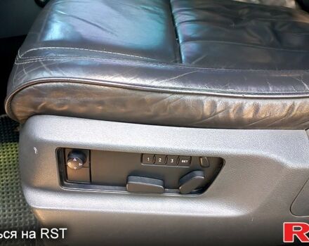 Чорний Фольксваген Туарег, об'ємом двигуна 3 л та пробігом 292 тис. км за 11500 $, фото 7 на Automoto.ua