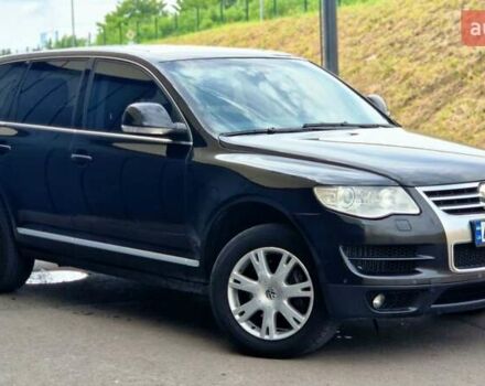 Черный Фольксваген Туарег, объемом двигателя 2.97 л и пробегом 359 тыс. км за 10700 $, фото 1 на Automoto.ua