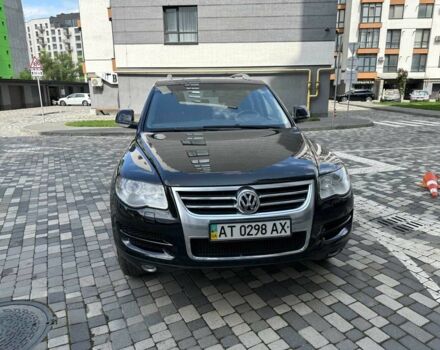 Черный Фольксваген Туарег, объемом двигателя 3 л и пробегом 267 тыс. км за 11000 $, фото 4 на Automoto.ua