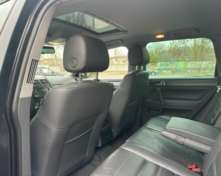 Черный Фольксваген Туарег, объемом двигателя 3 л и пробегом 298 тыс. км за 9900 $, фото 22 на Automoto.ua