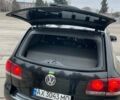 Черный Фольксваген Туарег, объемом двигателя 3 л и пробегом 240 тыс. км за 10500 $, фото 22 на Automoto.ua