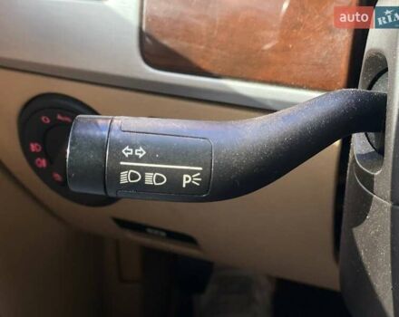 Черный Фольксваген Туарег, объемом двигателя 2.46 л и пробегом 296 тыс. км за 10290 $, фото 24 на Automoto.ua