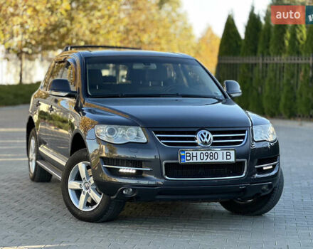 Черный Фольксваген Туарег, объемом двигателя 2.97 л и пробегом 240 тыс. км за 12200 $, фото 8 на Automoto.ua