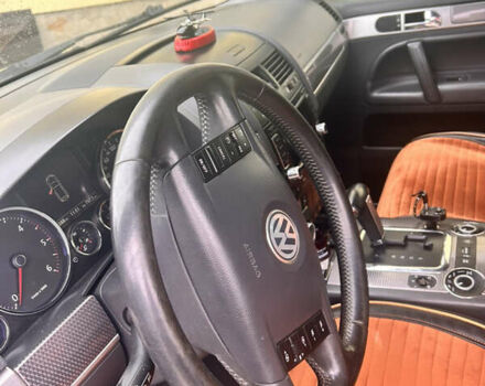 Черный Фольксваген Туарег, объемом двигателя 2.97 л и пробегом 308 тыс. км за 12500 $, фото 10 на Automoto.ua