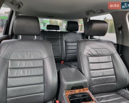 Черный Фольксваген Туарег, объемом двигателя 3.6 л и пробегом 360 тыс. км за 9999 $, фото 56 на Automoto.ua