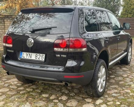 Черный Фольксваген Туарег, объемом двигателя 3 л и пробегом 379 тыс. км за 6630 $, фото 2 на Automoto.ua