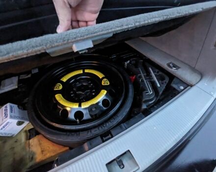 Черный Фольксваген Туарег, объемом двигателя 0 л и пробегом 300 тыс. км за 5816 $, фото 6 на Automoto.ua