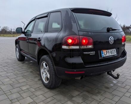 Черный Фольксваген Туарег, объемом двигателя 0 л и пробегом 300 тыс. км за 5816 $, фото 2 на Automoto.ua