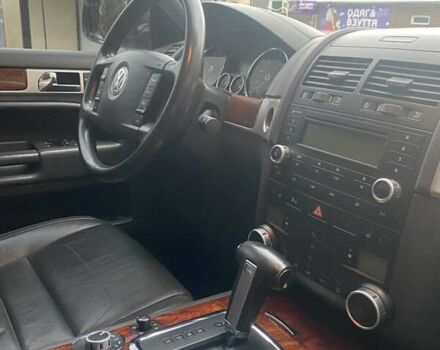 Черный Фольксваген Туарег, объемом двигателя 3.6 л и пробегом 148 тыс. км за 14000 $, фото 20 на Automoto.ua