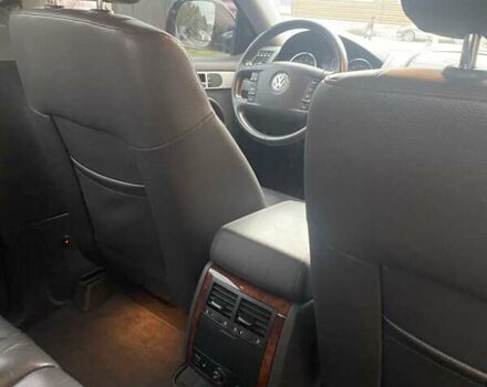 Черный Фольксваген Туарег, объемом двигателя 3.6 л и пробегом 148 тыс. км за 14000 $, фото 15 на Automoto.ua