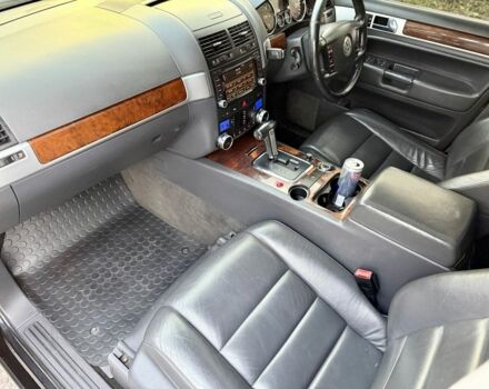 Черный Фольксваген Туарег, объемом двигателя 0 л и пробегом 345 тыс. км за 5300 $, фото 7 на Automoto.ua