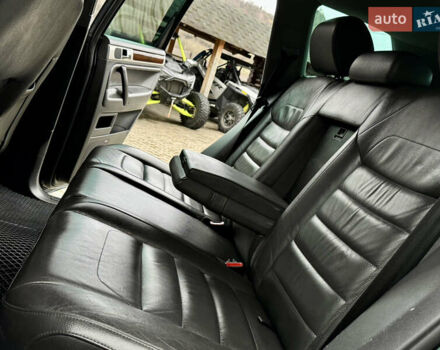 Черный Фольксваген Туарег, объемом двигателя 3 л и пробегом 280 тыс. км за 11700 $, фото 29 на Automoto.ua