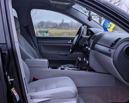 Черный Фольксваген Туарег, объемом двигателя 0 л и пробегом 300 тыс. км за 5816 $, фото 8 на Automoto.ua