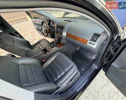 Черный Фольксваген Туарег, объемом двигателя 3.6 л и пробегом 184 тыс. км за 12999 $, фото 70 на Automoto.ua