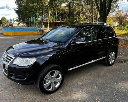 Черный Фольксваген Туарег, объемом двигателя 3 л и пробегом 325 тыс. км за 13000 $, фото 4 на Automoto.ua