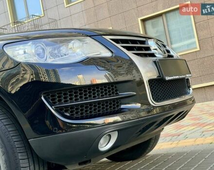 Черный Фольксваген Туарег, объемом двигателя 3.6 л и пробегом 184 тыс. км за 12999 $, фото 10 на Automoto.ua