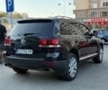 Чорний Фольксваген Туарег, об'ємом двигуна 3 л та пробігом 260 тис. км за 13900 $, фото 3 на Automoto.ua