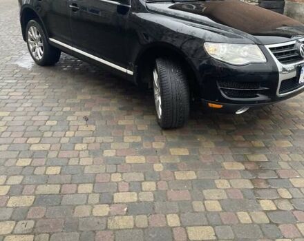 Черный Фольксваген Туарег, объемом двигателя 2.97 л и пробегом 348 тыс. км за 12500 $, фото 3 на Automoto.ua