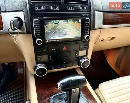 Черный Фольксваген Туарег, объемом двигателя 3 л и пробегом 203 тыс. км за 10999 $, фото 22 на Automoto.ua