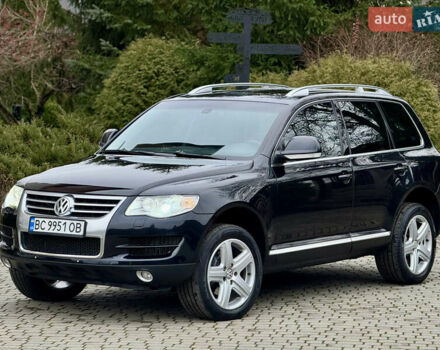Черный Фольксваген Туарег, объемом двигателя 3 л и пробегом 280 тыс. км за 11700 $, фото 3 на Automoto.ua