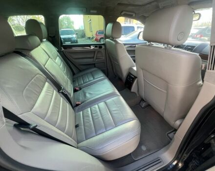 Черный Фольксваген Туарег, объемом двигателя 3 л и пробегом 264 тыс. км за 11799 $, фото 20 на Automoto.ua