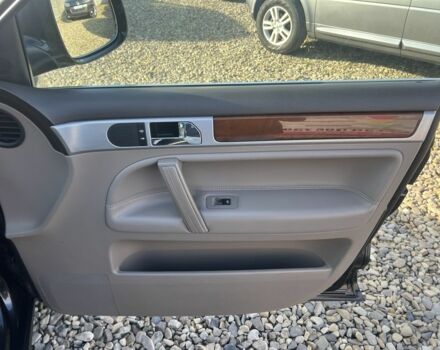 Черный Фольксваген Туарег, объемом двигателя 3 л и пробегом 264 тыс. км за 11799 $, фото 8 на Automoto.ua