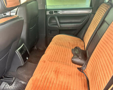 Черный Фольксваген Туарег, объемом двигателя 2.97 л и пробегом 308 тыс. км за 12500 $, фото 6 на Automoto.ua