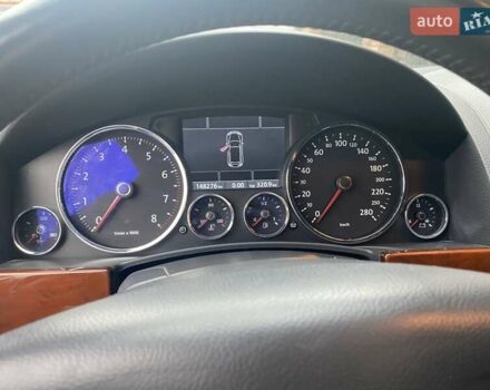 Черный Фольксваген Туарег, объемом двигателя 3.6 л и пробегом 148 тыс. км за 14000 $, фото 11 на Automoto.ua