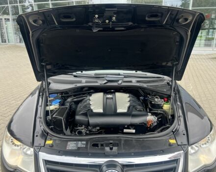 Чорний Фольксваген Туарег, об'ємом двигуна 3 л та пробігом 250 тис. км за 6999 $, фото 21 на Automoto.ua