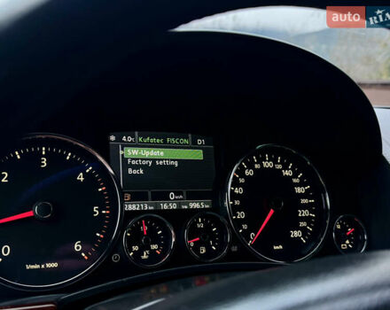 Черный Фольксваген Туарег, объемом двигателя 3 л и пробегом 280 тыс. км за 11700 $, фото 46 на Automoto.ua