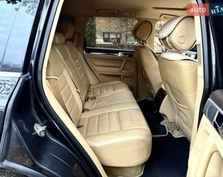 Черный Фольксваген Туарег, объемом двигателя 3 л и пробегом 203 тыс. км за 10999 $, фото 2 на Automoto.ua