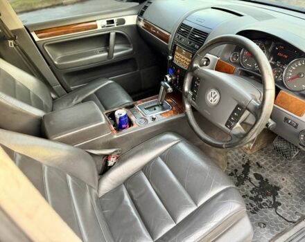 Черный Фольксваген Туарег, объемом двигателя 0 л и пробегом 345 тыс. км за 5300 $, фото 6 на Automoto.ua