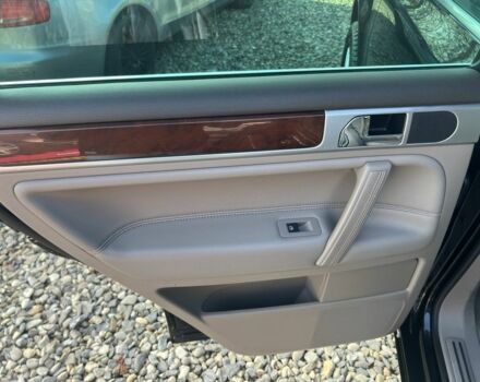 Черный Фольксваген Туарег, объемом двигателя 3 л и пробегом 264 тыс. км за 11799 $, фото 17 на Automoto.ua