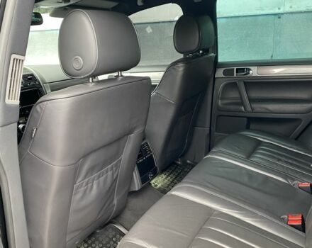 Черный Фольксваген Туарег, объемом двигателя 3 л и пробегом 290 тыс. км за 13350 $, фото 18 на Automoto.ua