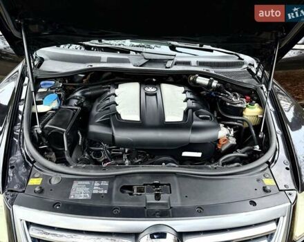 Черный Фольксваген Туарег, объемом двигателя 3 л и пробегом 203 тыс. км за 10999 $, фото 14 на Automoto.ua