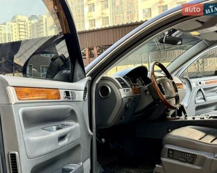 Черный Фольксваген Туарег, объемом двигателя 3.6 л и пробегом 184 тыс. км за 12999 $, фото 21 на Automoto.ua