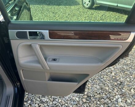 Черный Фольксваген Туарег, объемом двигателя 3 л и пробегом 264 тыс. км за 11799 $, фото 19 на Automoto.ua