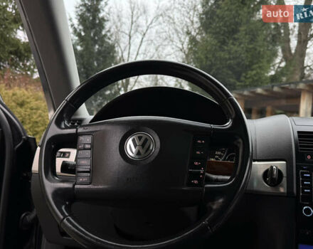 Черный Фольксваген Туарег, объемом двигателя 3 л и пробегом 280 тыс. км за 11700 $, фото 41 на Automoto.ua