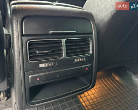 Черный Фольксваген Туарег, объемом двигателя 2.97 л и пробегом 356 тыс. км за 15900 $, фото 18 на Automoto.ua