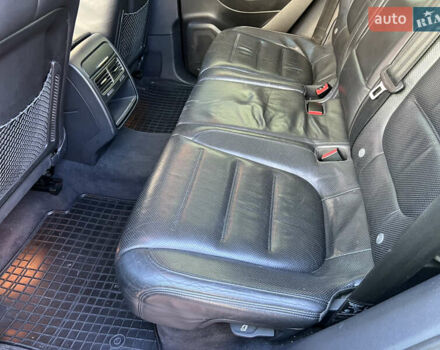 Черный Фольксваген Туарег, объемом двигателя 2.97 л и пробегом 267 тыс. км за 18700 $, фото 24 на Automoto.ua