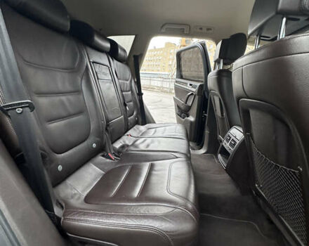 Черный Фольксваген Туарег, объемом двигателя 3 л и пробегом 130 тыс. км за 16300 $, фото 46 на Automoto.ua