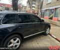 Чорний Фольксваген Туарег, об'ємом двигуна 3 л та пробігом 304 тис. км за 14200 $, фото 2 на Automoto.ua