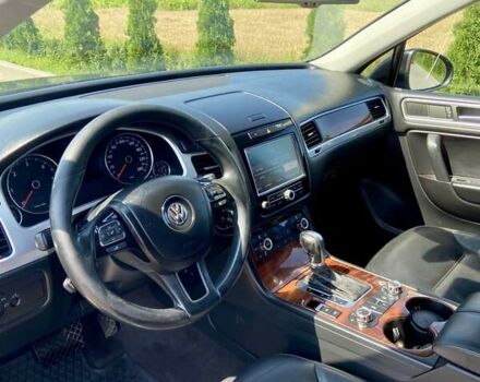 Фольксваген Туарег 2010 в Ровно на Automoto.ua Черный Фольксваген Туарег, объемом двигателя 2.97 л и пробегом 390 тыс. км за 15500 $, фото 30 на Automoto.ua