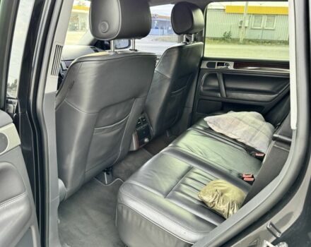 Чорний Фольксваген Туарег, об'ємом двигуна 3 л та пробігом 232 тис. км за 13500 $, фото 3 на Automoto.ua